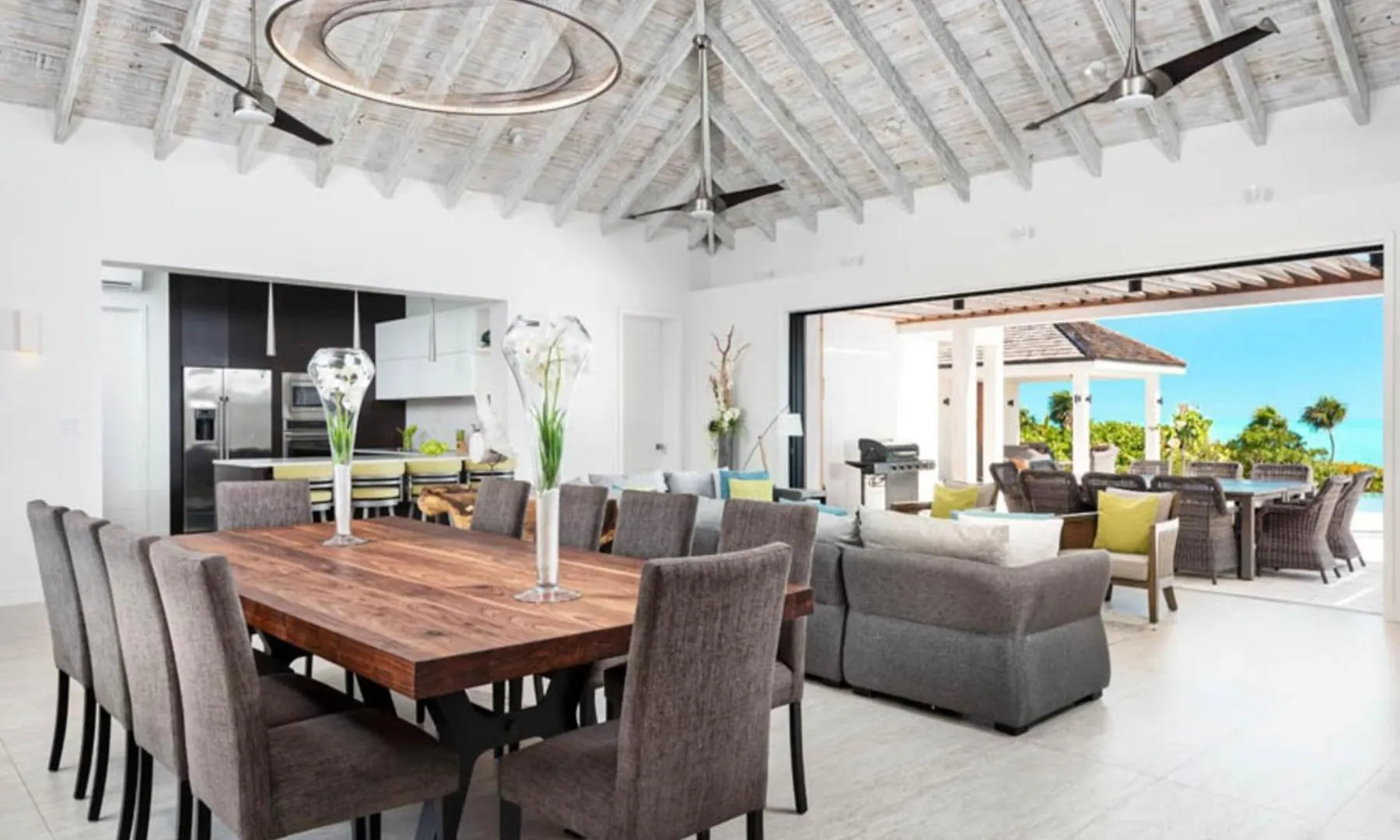 Brise De Mer 6 Bedroom Villa - Beachfront Long Bay